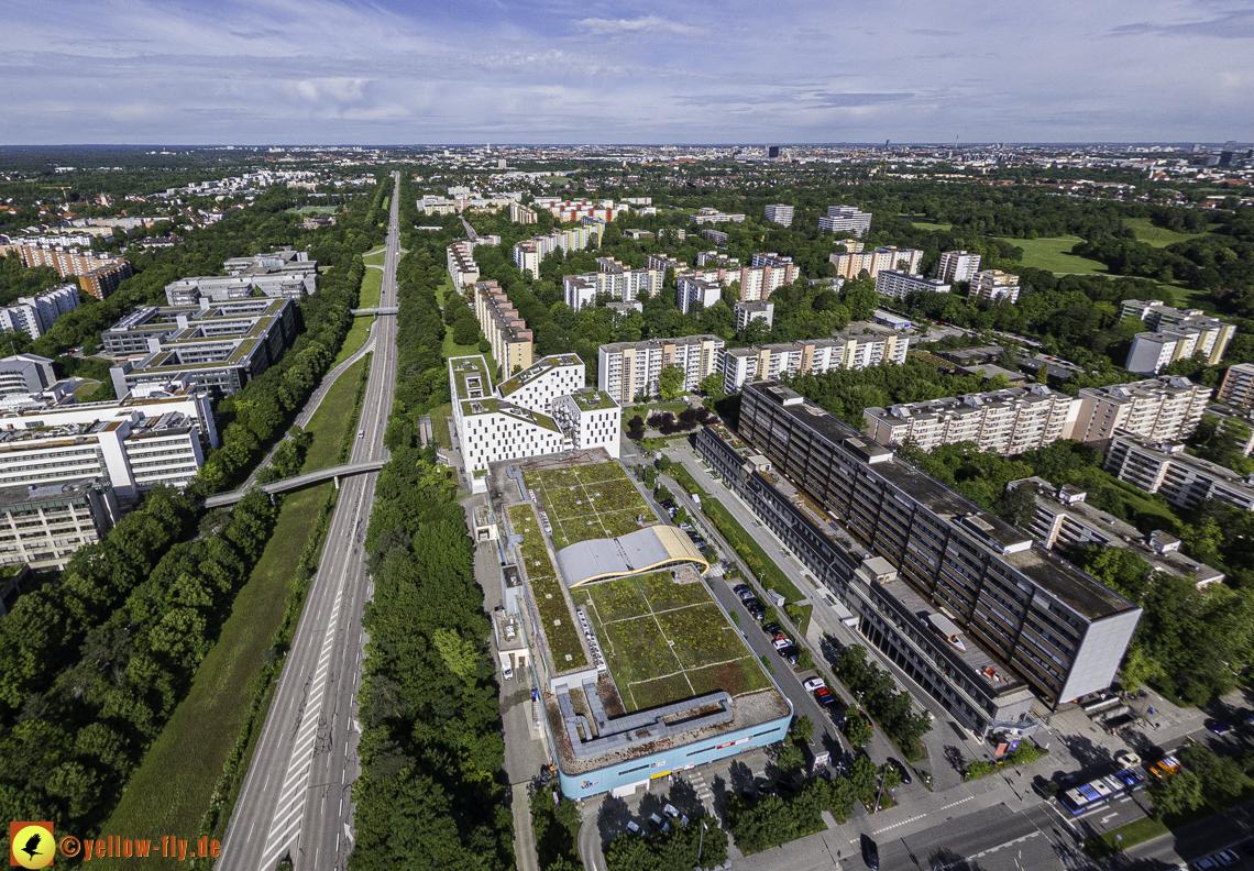 2024-05-30-plettzentrum - Baustelle im Plettzentrum zur Montessori-Schule Neuperlach