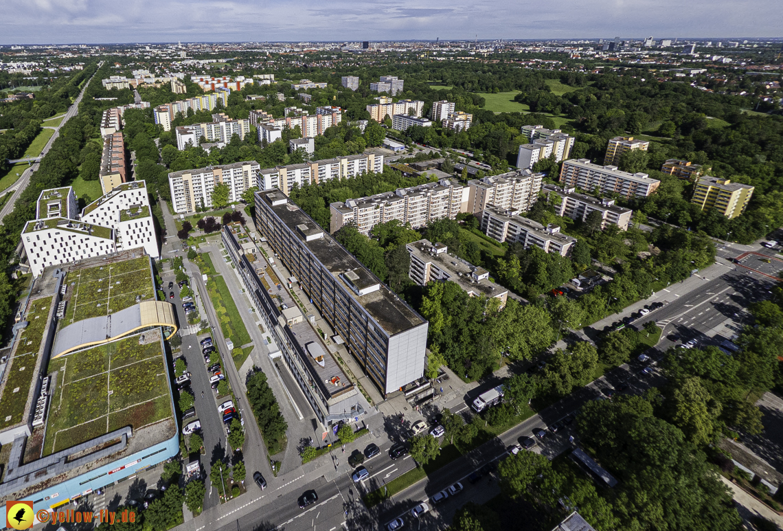 2024-05-30-plettzentrum - Baustelle im Plettzentrum zur Montessori-Schule Neuperlach