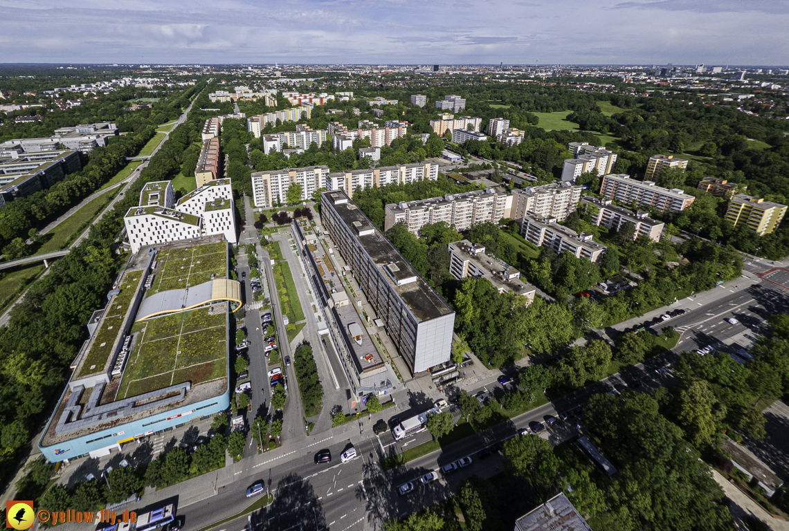 2024-05-30-plettzentrum - Baustelle im Plettzentrum zur Montessori-Schule Neuperlach