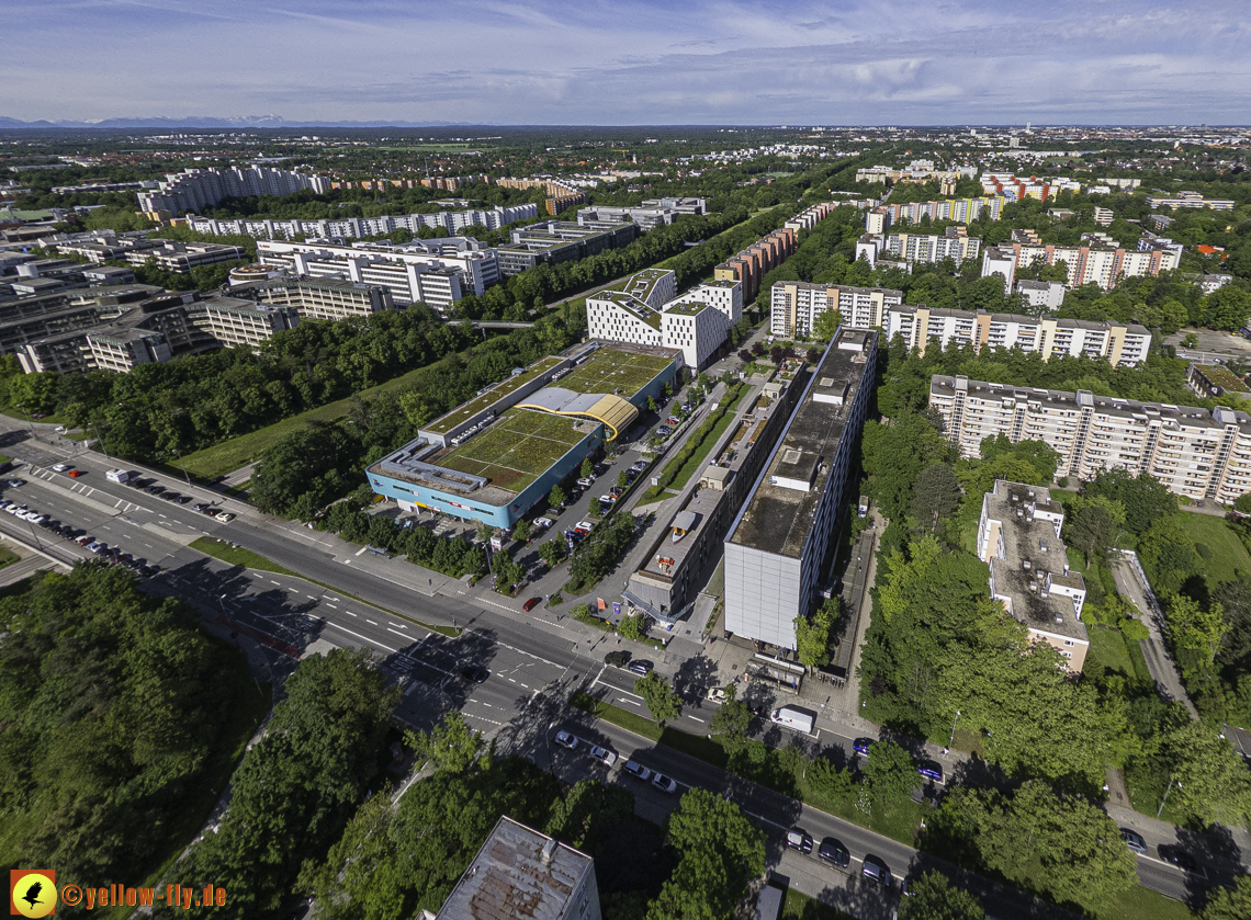 2024-05-30-plettzentrum - Baustelle im Plettzentrum zur Montessori-Schule Neuperlach