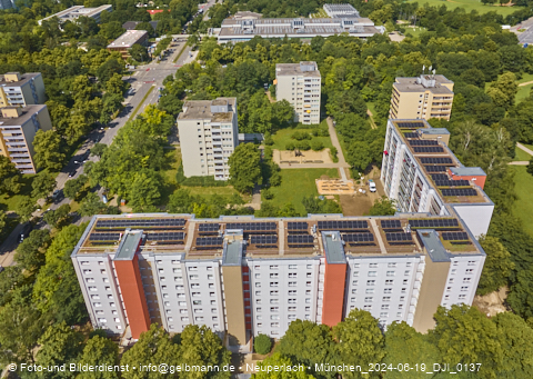 18.06.2024 - Baustelle am Karl-Marx-Ring 11-21 mit Dach-Solaranlage in Neuperlach