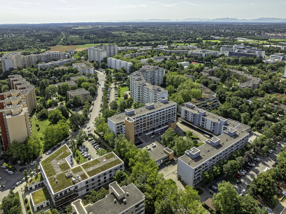 16.08.2024 - Gerhart-Hauptmann-Ring und Umgebung