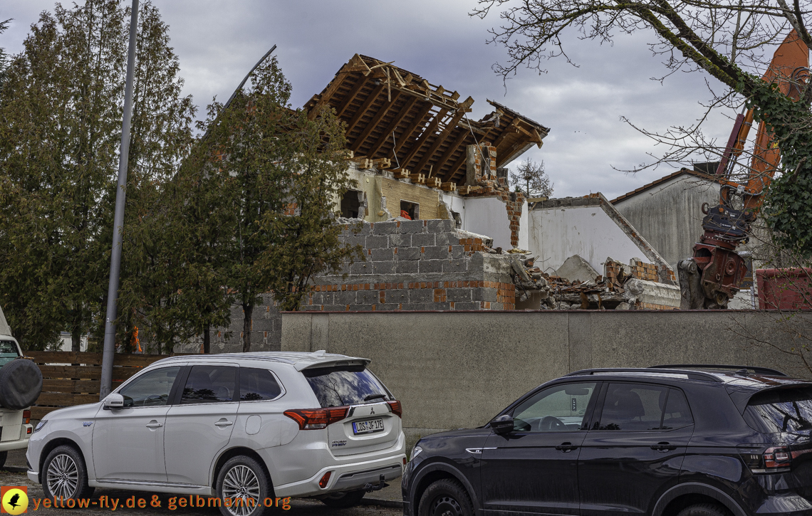 26.11.2024 - Baustelle in der Niederalmstraße Ecke Hugo-Lang-Bogen in Neuperlach
