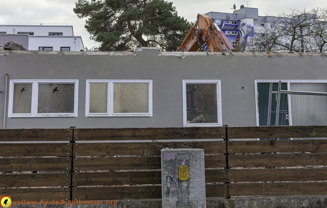 26.11.2024 - Baustelle in der Niederalmstraße Ecke Hugo-Lang-Bogen in Neuperlach