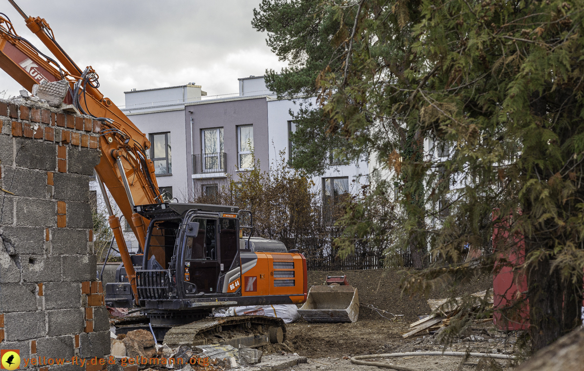 26.11.2024 - Baustelle in der Niederalmstraße Ecke Hugo-Lang-Bogen in Neuperlach