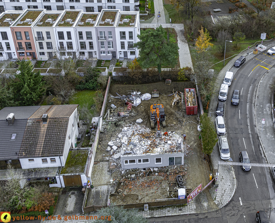 26.11.2024 - Abriss der Niederalmstraße 25 in Neuperlach
