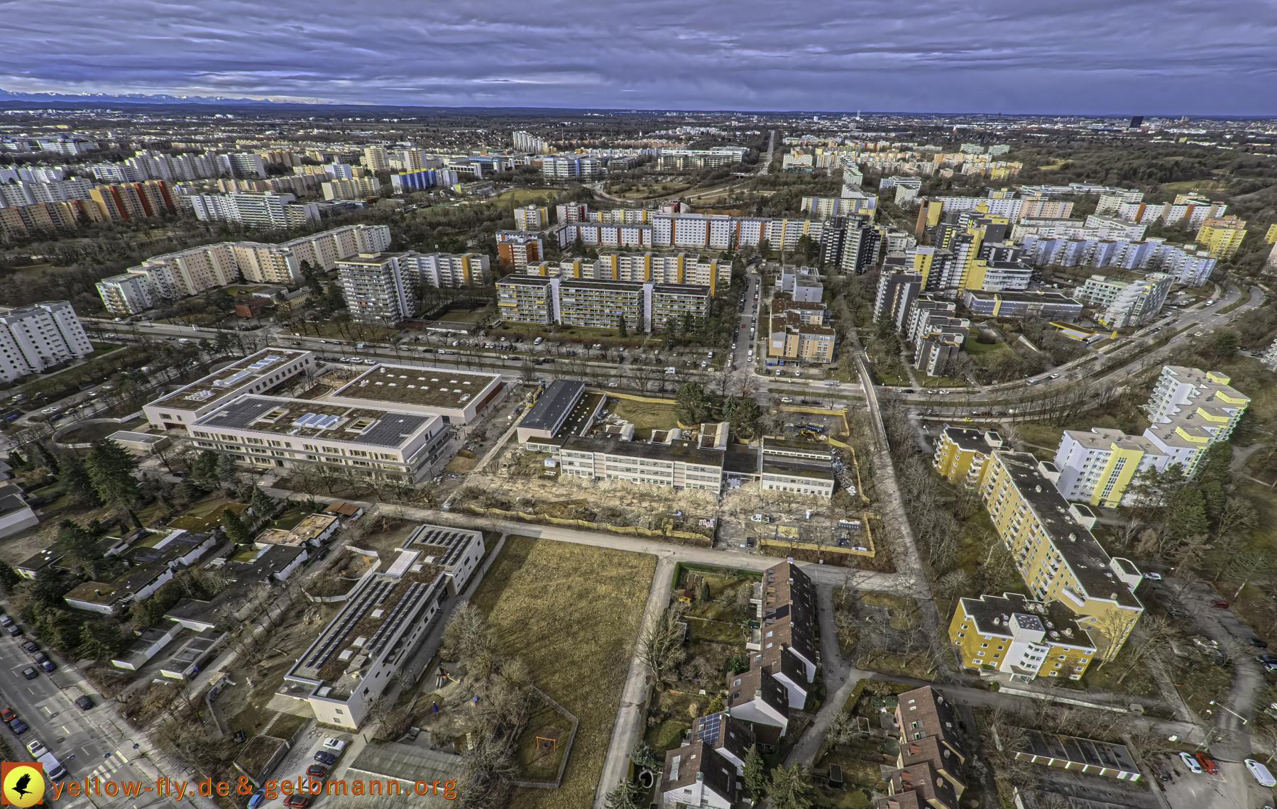 27.02.2025 - Abriss der Grundschule am Karl-Marx-Ring in Neuperlach