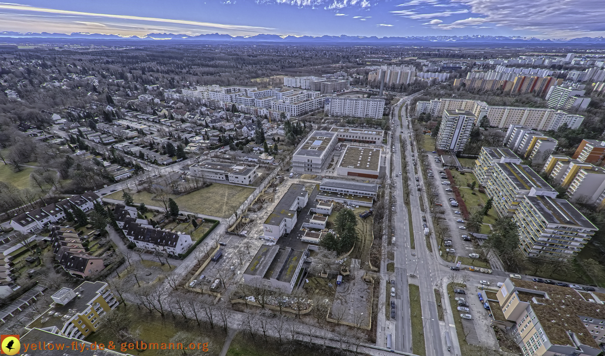 27.02.2025 - Abriss der Grundschule am Karl-Marx-Ring in Neuperlach