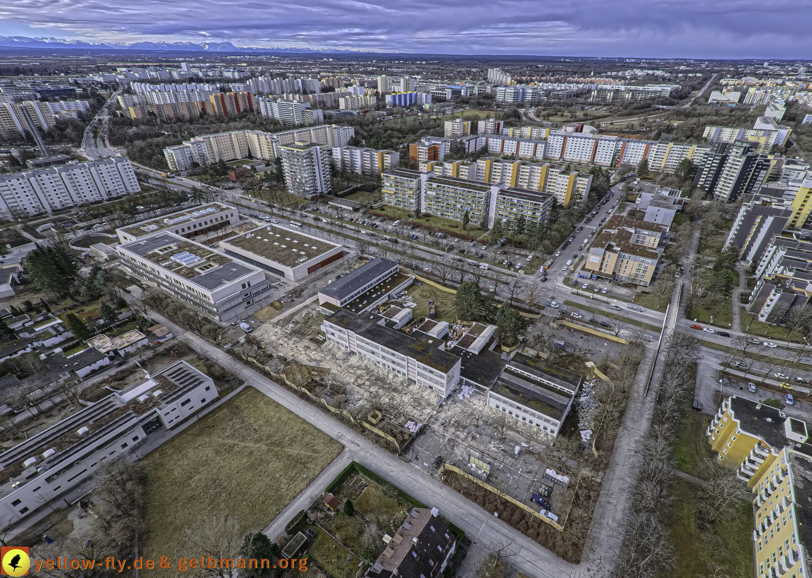 27.02.2025 - Abriss der Grundschule am Karl-Marx-Ring in Neuperlach