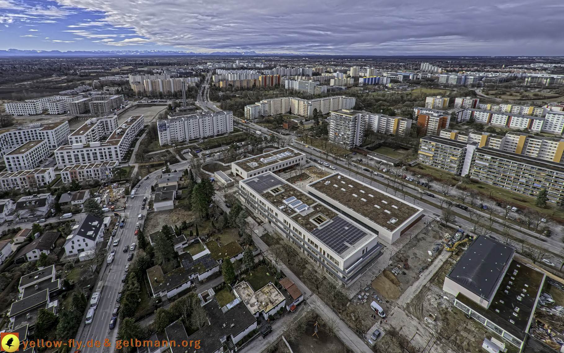 27.02.2025 - Abriss der Grundschule am Karl-Marx-Ring in Neuperlach