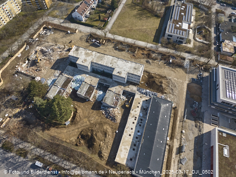 17.03.2025 - Baustelle zur Grundschule am Karl-Marx-Ring in Neuperlach