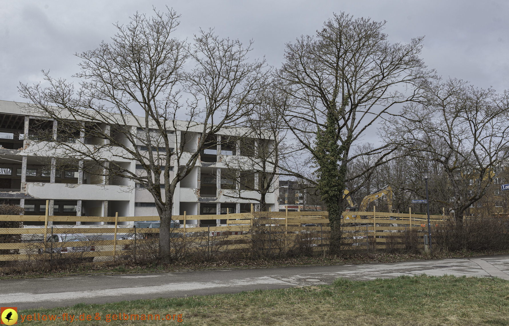 25.03.2025 - Abriss der Grundschule am Karl-Marx-Ring