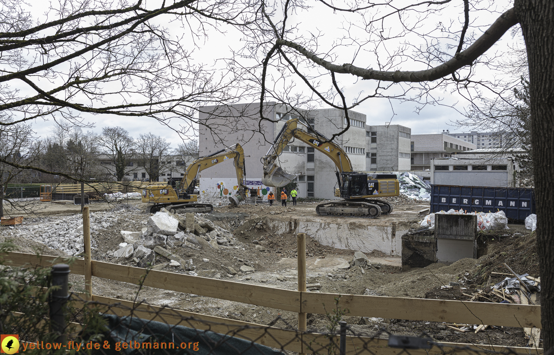 25.03.2025 - Abriss der Grundschule am Karl-Marx-Ring