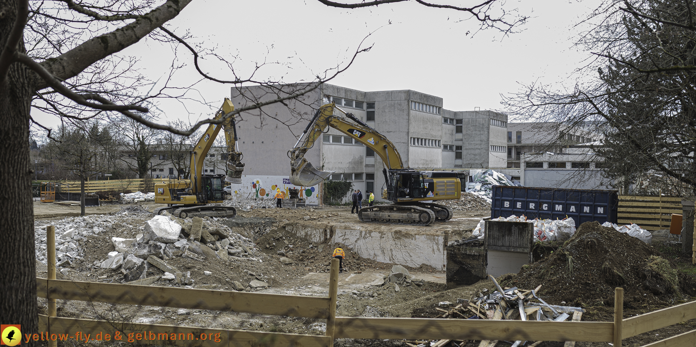 25.03.2025 - Abriss der Grundschule am Karl-Marx-Ring