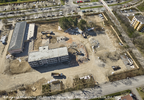 08.04.2025 - Baustelle zur Grundschule am Karl-Marx-Ring in Neuperlach