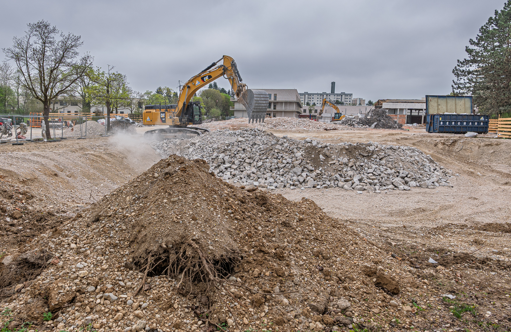 16.04.2025 - Abriss der Grundschule am Karl-Marx-Ring