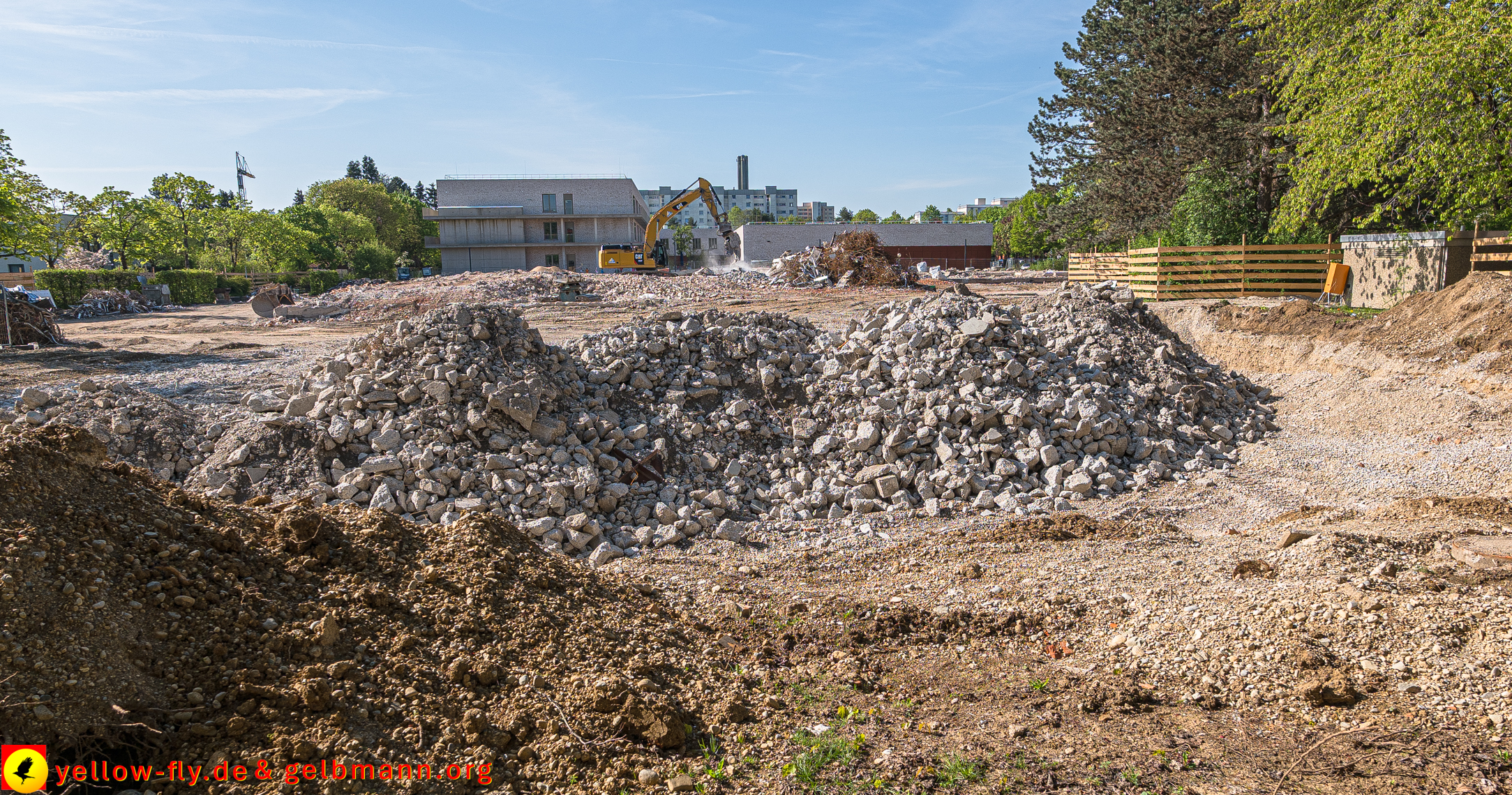 28.04.2025 - Abriss der Grundschule am Karl-Marx-Ring