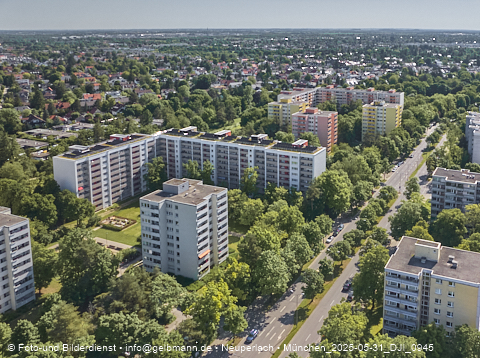 30.05.2025 - Münchner Wohnen am Karl-Marx-Ring 11-21 in Neuperlach