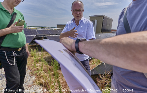 05.07.2025 - Dachbegehung mit der Münchner Wohnen am Karl-Marx-Ring 11-21 in Neuperlach