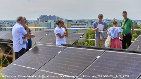05.07.2025 - Dachbegehung mit der Münchner Wohnen am Karl-Marx-Ring 11-21 in Neuperlach
