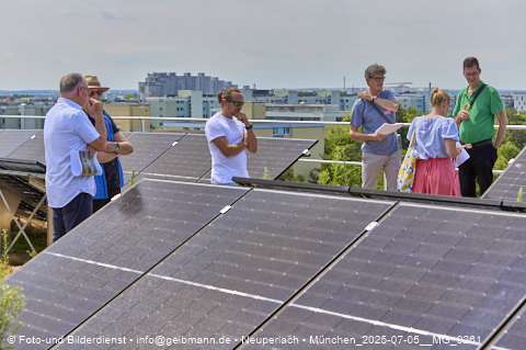 05.07.2025 - Dachbegehung mit der Münchner Wohnen am Karl-Marx-Ring 11-21 in Neuperlach