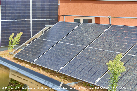 05.07.2025 - Dachbegehung mit der Münchner Wohnen am Karl-Marx-Ring 11-21 in Neuperlach