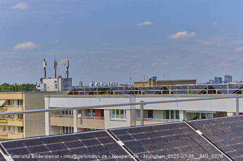 05.07.2025 - Dachbegehung mit der Münchner Wohnen am Karl-Marx-Ring 11-21 in Neuperlach