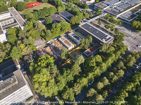 14.07.2025 - Abrissarbeiten des alten Kindergartens an der Heinrich-Wieland-Straße 3 in Neuperlach