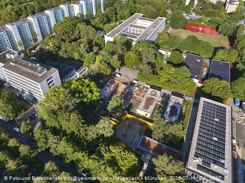 14.07.2025 - Abrissarbeiten des alten Kindergartens an der Heinrich-Wieland-Straße 3 in Neuperlach