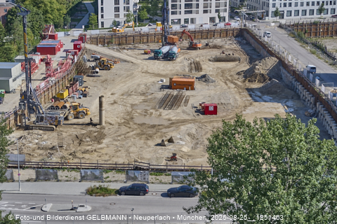 25.08.2025 - DEMOS-Baustelle und BayernHeim-Baustelle Alexiqauartier in Neuperlach