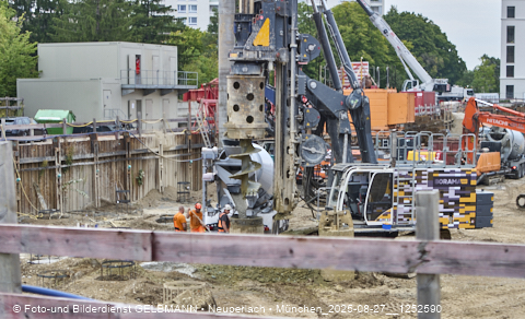 27.08.2025 - DEMOS-Baustelle und BayernHeim-Baustelle Alexiqauartier in Neuperlach