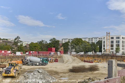 28.08.2025 - DEMOS-Baustelle und BayernHeim-Baustelle Alexiqauartier und BayernHeim in Neuperlach