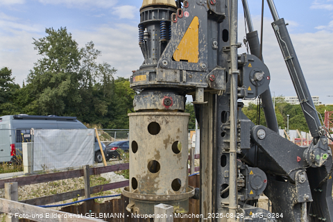 28.08.2025 - DEMOS-Baustelle und BayernHeim-Baustelle Alexiqauartier und BayernHeim in Neuperlach