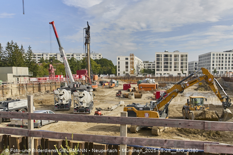 28.08.2025 - DEMOS-Baustelle und BayernHeim-Baustelle Alexiqauartier und BayernHeim in Neuperlach