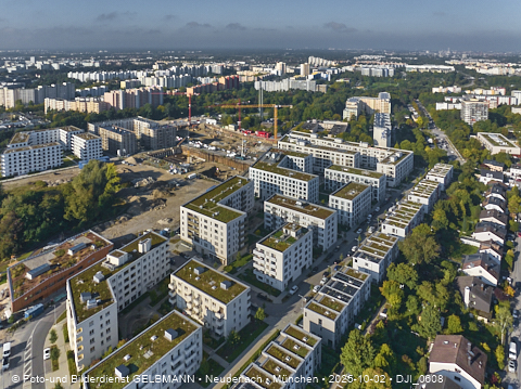 02.10.2025 - Baustelle BayernHeim und DEMOS im Alexisquartier