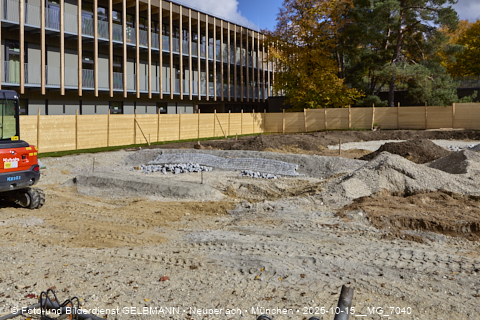 15.10.2025 - Spielplatz im Kindergarten Haus für Kinder in Neuperlach