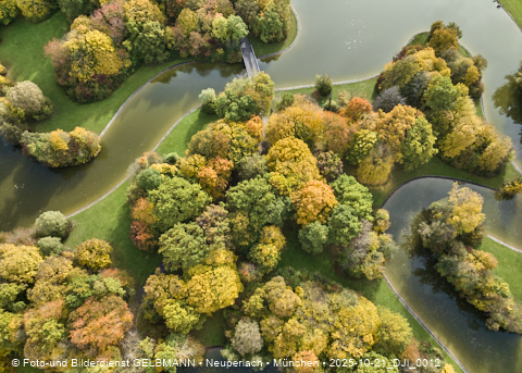 21.10.2025 - der Ostpark mit See und Biergarten im Herbst 2025