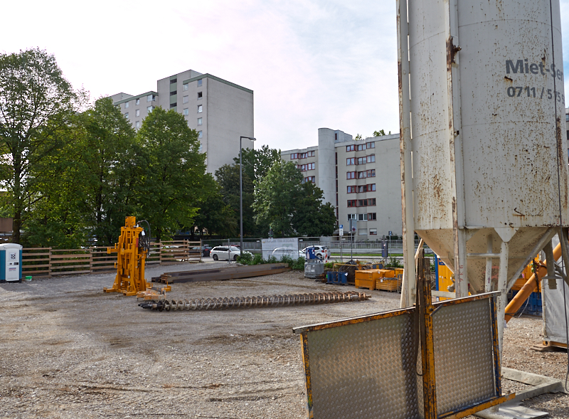 14.08.2019 - Die Aufstockungsarbeiten am OMGR beginnen