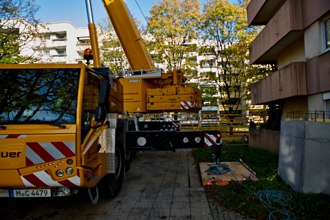 23.10.2019 - Ein Kran für den Oskar-Maria-Graf-Ring
