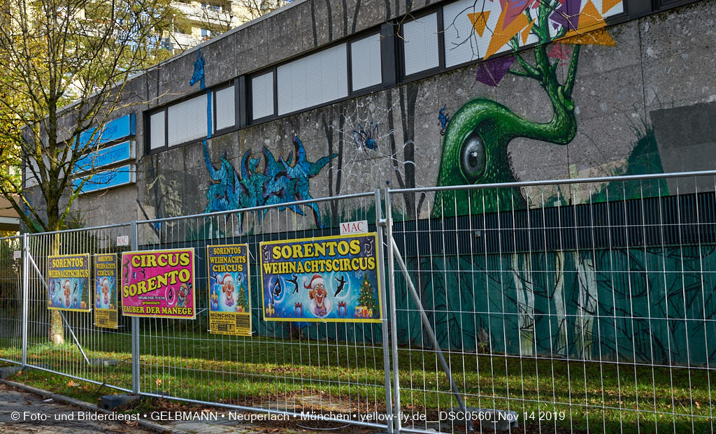 14.11.2019 - Das Quiddezentrum kurz vor dem Abriss in Neuperlach