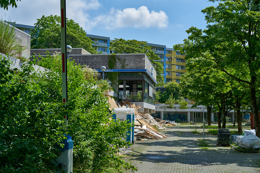 10.07.2021 - Entkernung im Quiddezentrum in Neuperlach