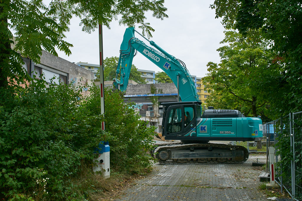 21.09.2021 - Die Abrissarbeiten haben begonnen