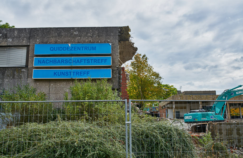 29.09.2021 - Abrissbegin des Quiddezentrums in Neuperlach