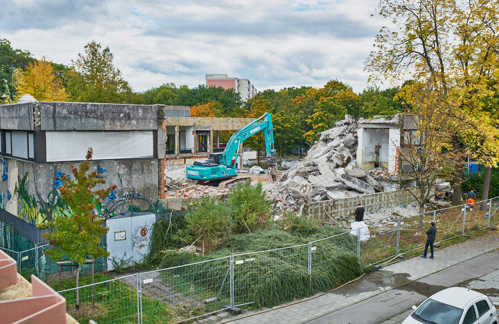 29.09.2021 - Abrissbegin des Quiddezentrums in Neuperlach