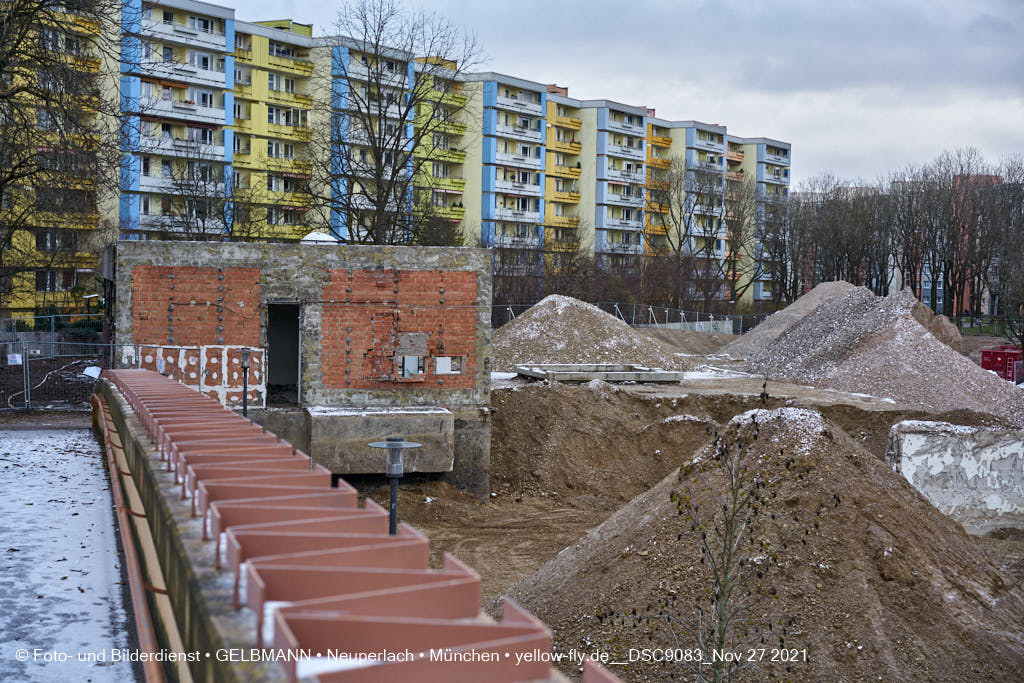 27.08.2021 - Abrissbaustelle Quiddezentrum in Neuperlach