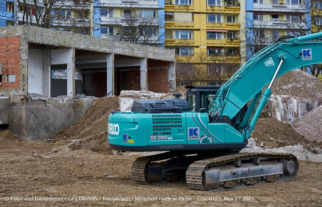 27.08.2021 - Abrissbaustelle Quiddezentrum in Neuperlach