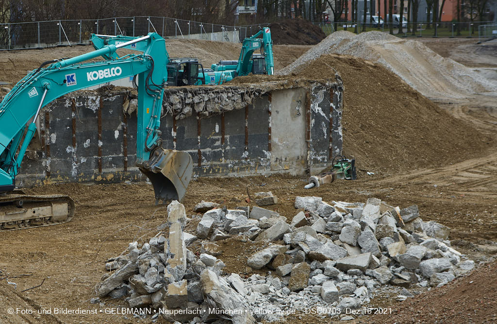 16.12.2021 - Abrissbaustelle Quiddezentrum