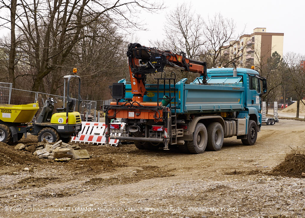17.03.2022 - Abriss-Baustelle Quiddezentrum in Neuperlach
